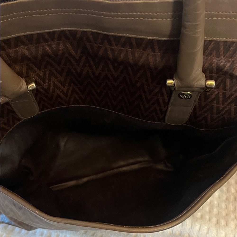 Mario Valentino Handbag - Picture 12 of 12